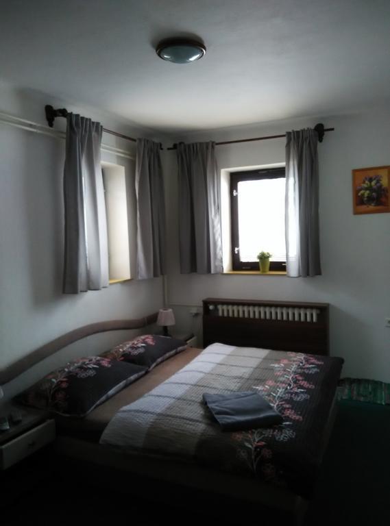 Chata Rozarka Dolni Dvur Zimmer foto